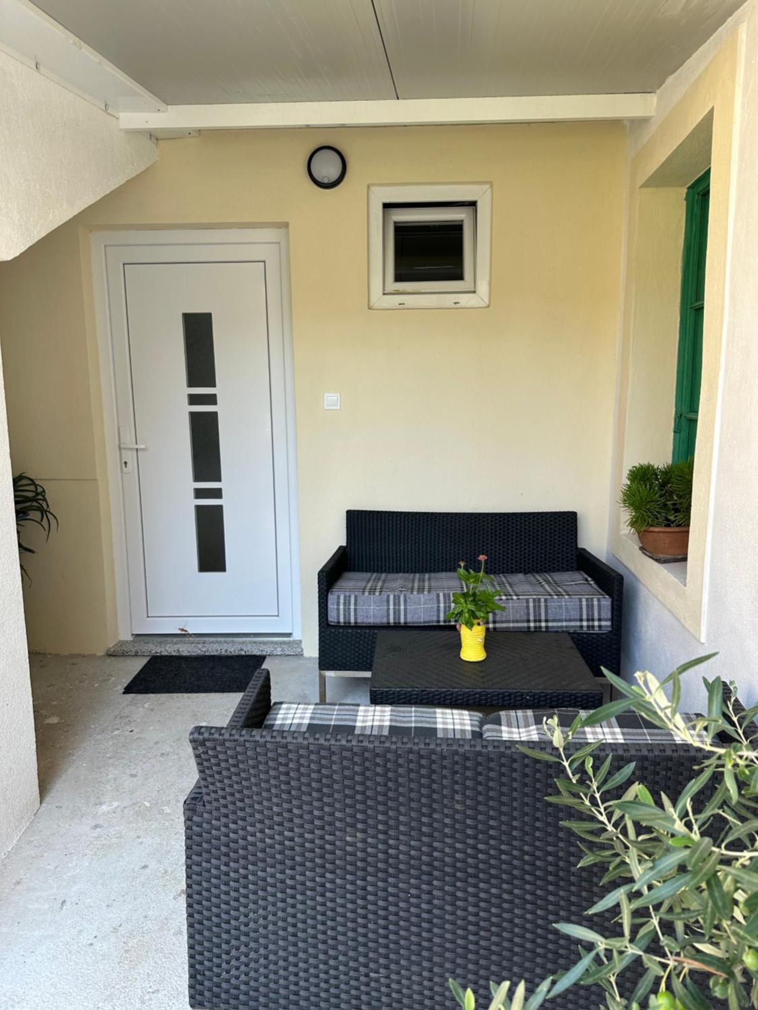Studio On The Beach Preko Exterior foto